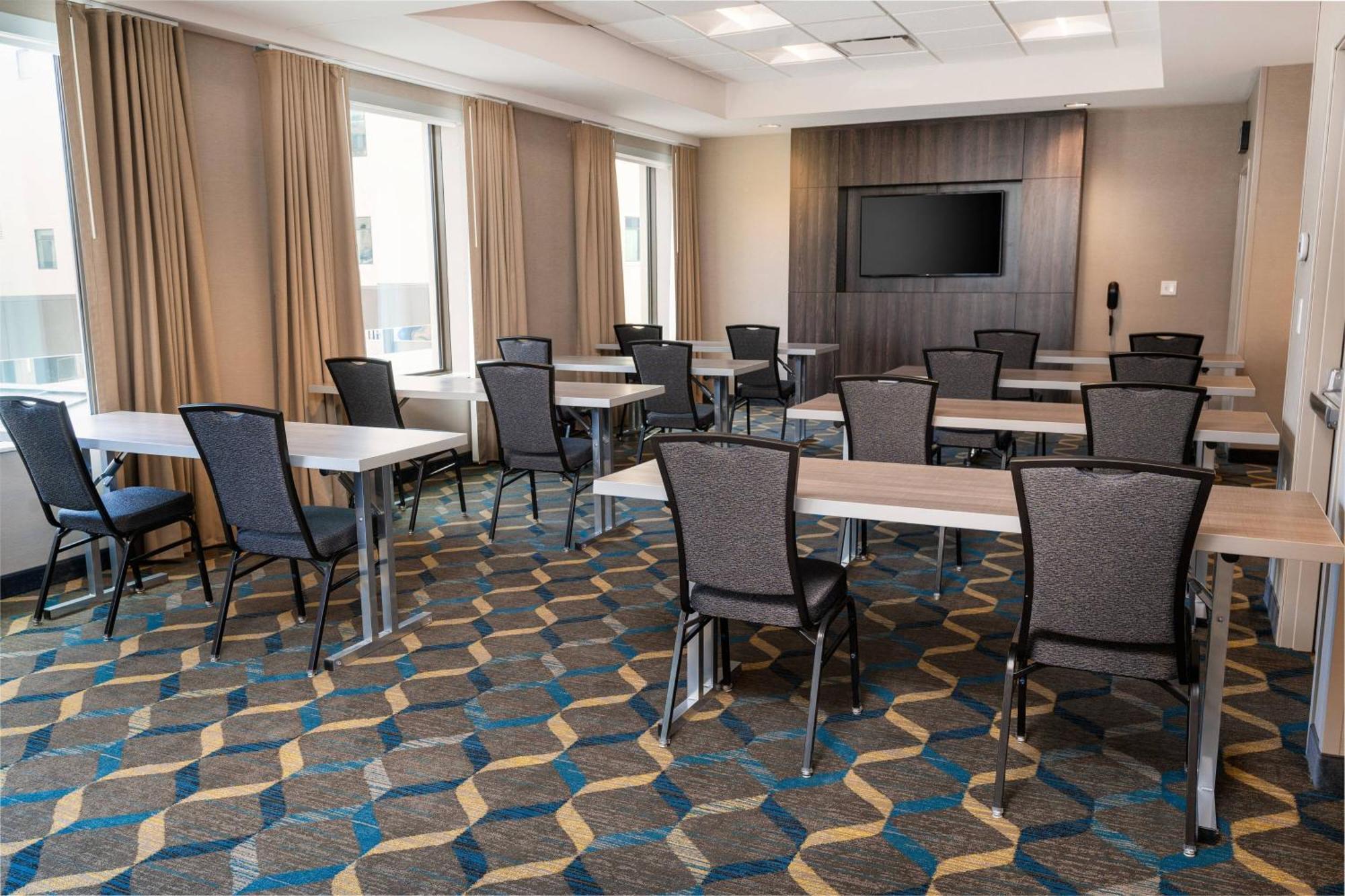 Residence Inn By Marriott Grand Rapids Downtown Exterior photo