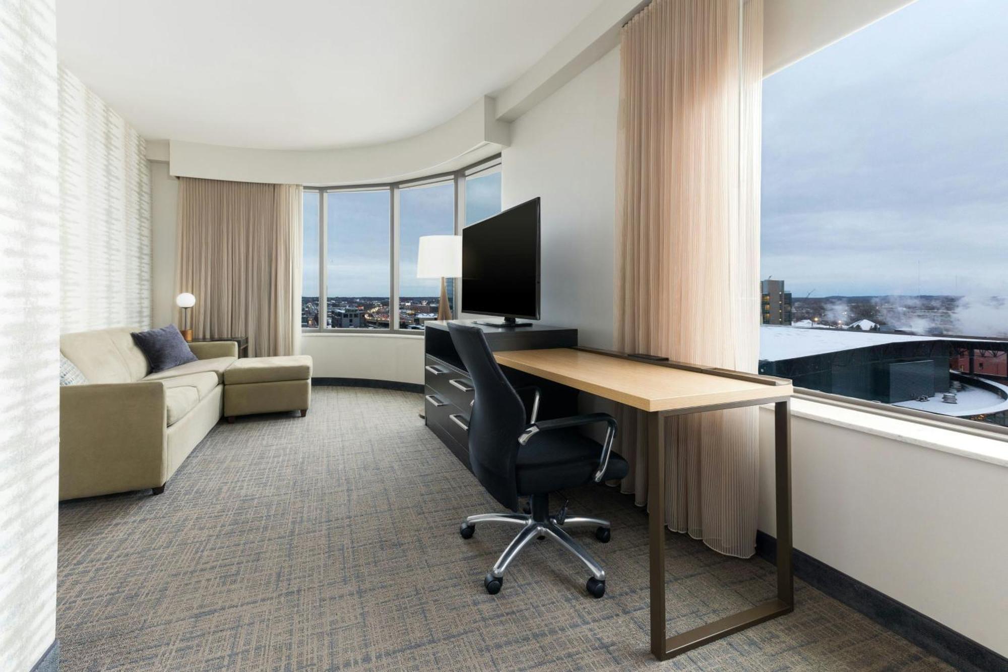 Residence Inn By Marriott Grand Rapids Downtown Exterior photo
