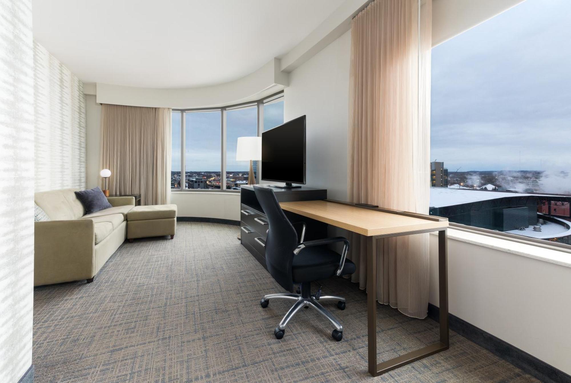 Residence Inn By Marriott Grand Rapids Downtown Exterior photo